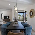 Seven Seas With Heated Pool And Jacuzzi By The Sea فيلة