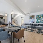 Seven Seas With Heated Pool And Jacuzzi By The Sea Ražanj