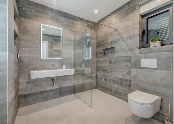 Seven Seas With Heated Pool And Jacuzzi By The Sea 别墅